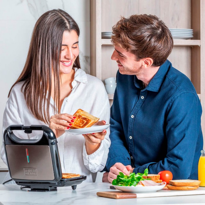 Бутербродниця BLACK+DECKER BXSA753E (BXSA753E)