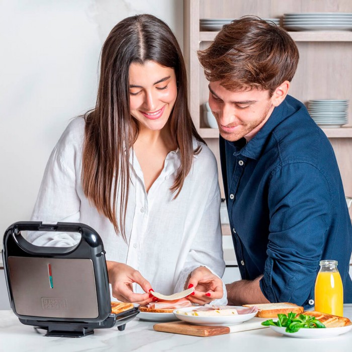 Бутербродниця BLACK+DECKER BXSA753E (BXSA753E)