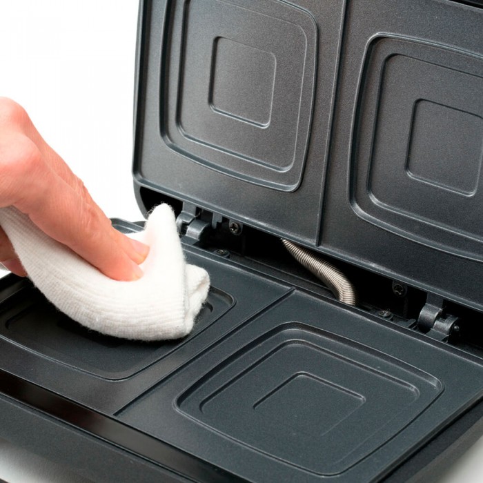 Бутербродниця BLACK+DECKER BXSA753E (BXSA753E)