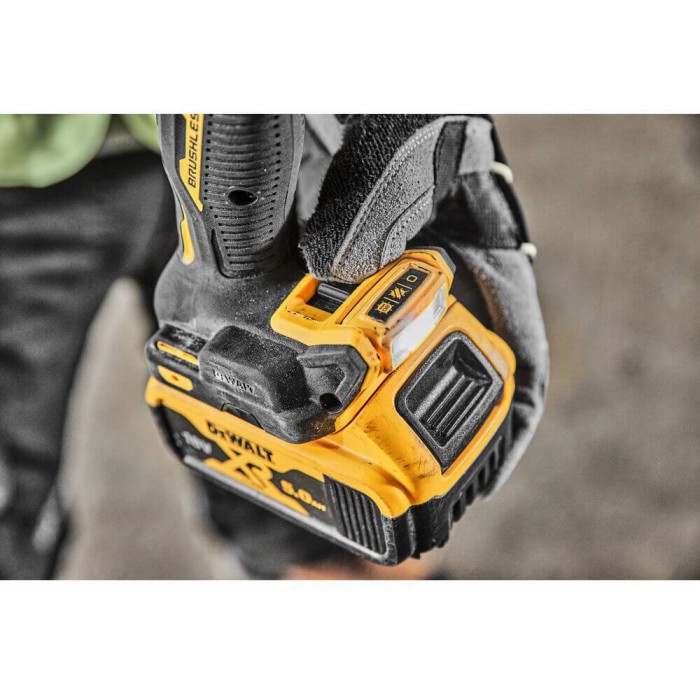 Дрель-шуруповерт аккумуляторная бесщеточная DeWALT DCD800P2T (DCD800P2T)