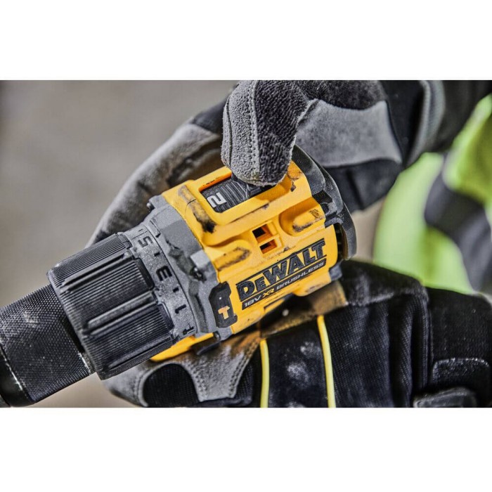 Дрель-шуруповерт аккумуляторная ударная без щеточная DeWALT DCD805E1T (DCD805E1T)