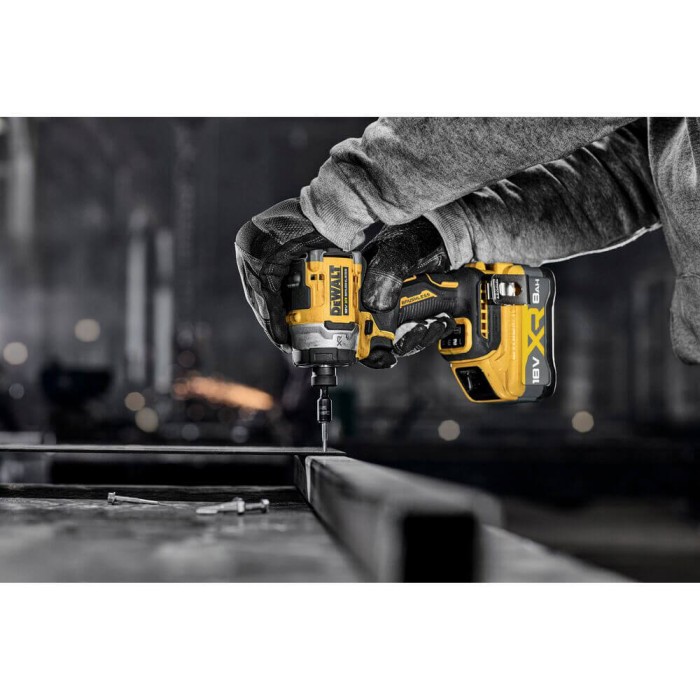 Шуруповерт ударный аккумуляторный бесщеточный DeWALT DCF860NT (DCF860NT)
