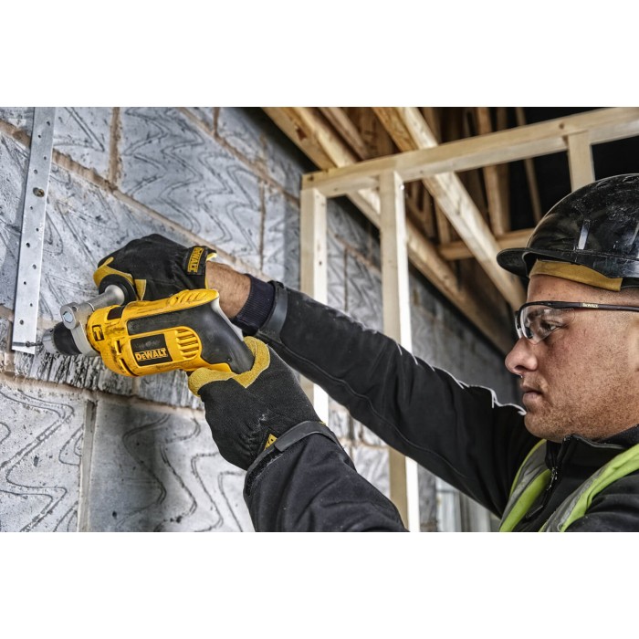 Дрель сетевая ударная DeWALT DWD024 (DWD024)