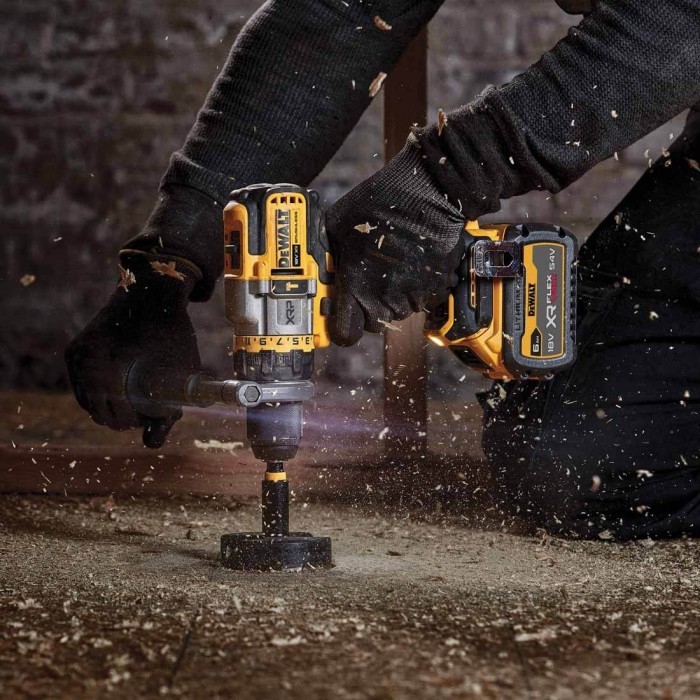 Дрель-шуруповерт аккумуляторная безщеточная ударная DeWALT DCD999T1 (DCD999T1)
