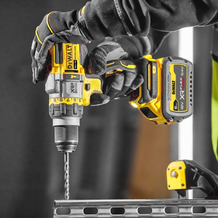 Дрель-шуруповерт аккумуляторная безщеточная ударная DeWALT DCD999T1 (DCD999T1)