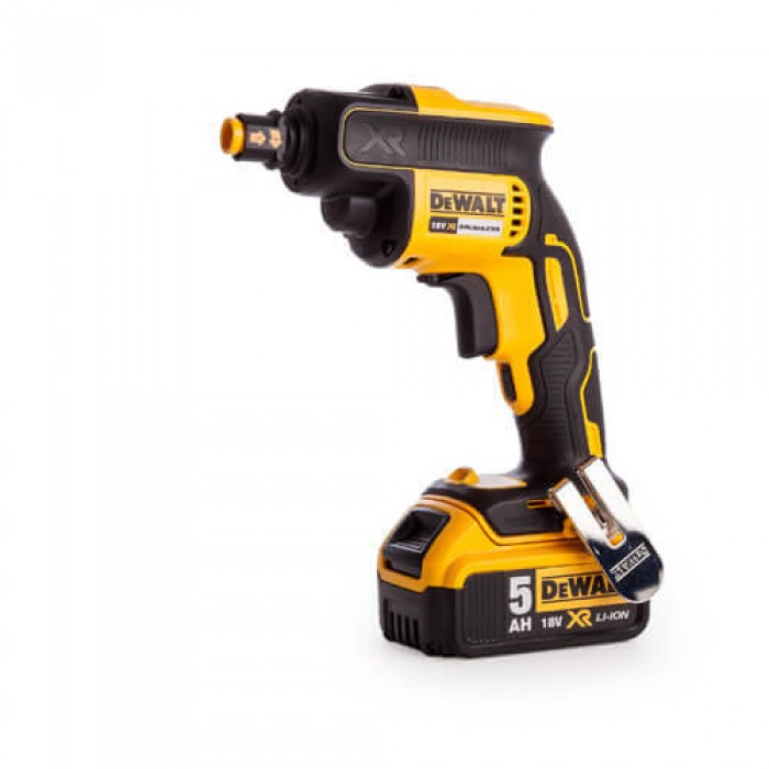 Шуруповерт аккумуляторный бесщеточный DeWALT DCF620P2K (DCF620P2K)