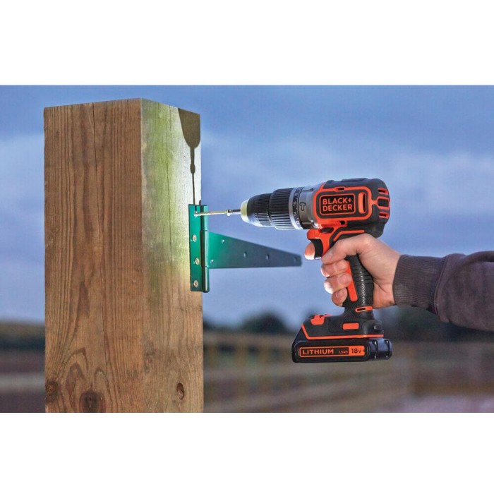 Дриль-шурупокрут ударний безщітковий акумуляторний BLACK+DECKER BL188N (BL188N)