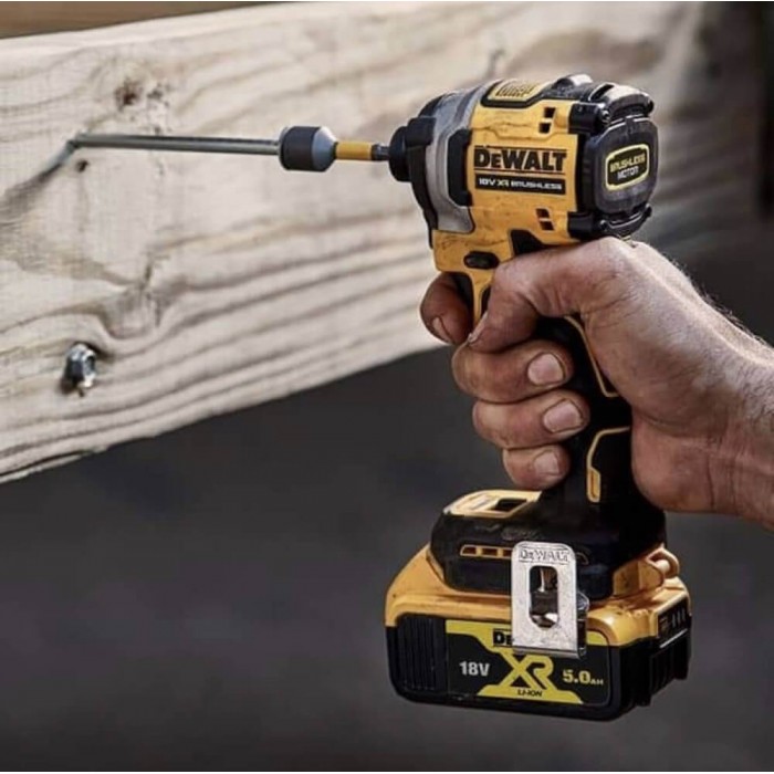 Шуруповерт ударный аккумуляторный бесщеточный DeWALT DCF850NT (DCF850NT)