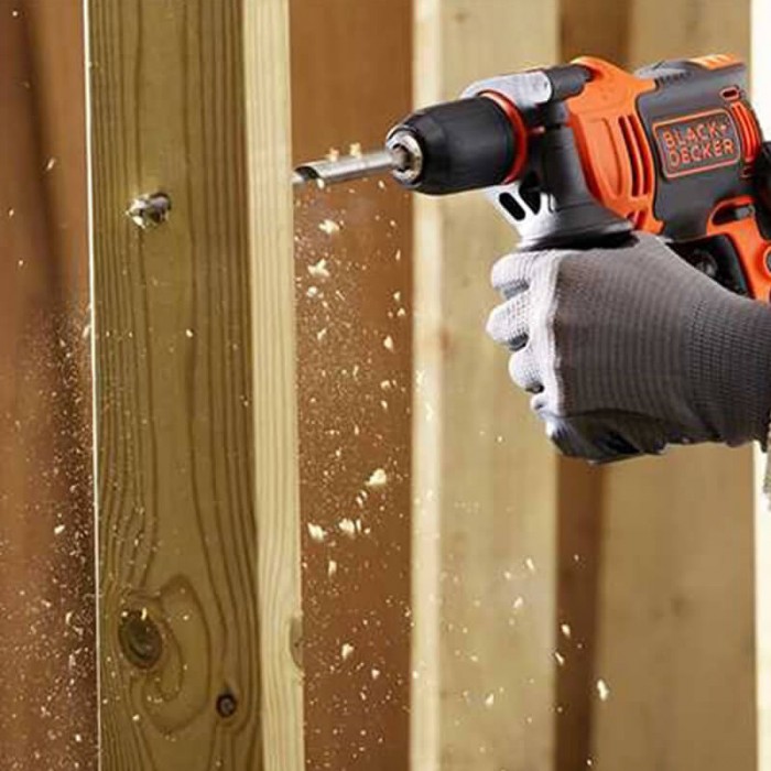 Дриль мережевий ударний BLACK+DECKER BEH710K (BEH710K)