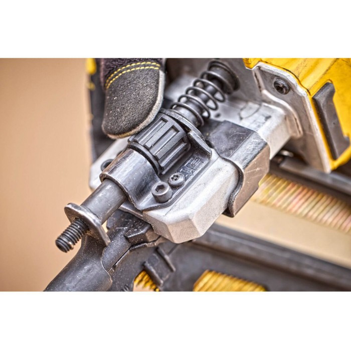 Пістолет цвяхозабивний акумуляторний безщітковий DeWALT DCN930N (DCN930N)