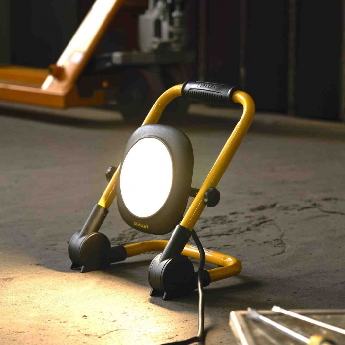Прожектор світлодіодний STANLEY SXLS35526E (SXLS35526E)