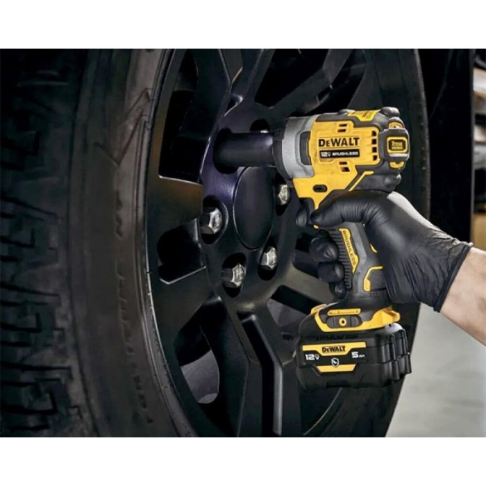 Гайкокрут ударный аккумуляторный бесщеточный DeWALT DCF903P1 (DCF903P1)