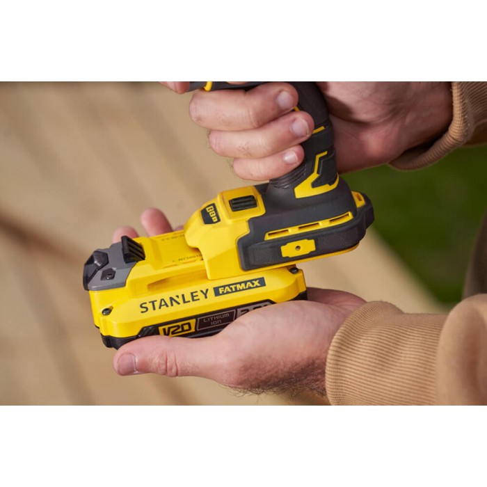 Гайковерт ударний акумуляторний STANLEY FATMAX SFMCF820D2K (SFMCF820D2K)