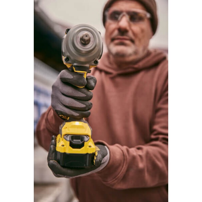 Гайковерт ударний акумуляторний STANLEY FATMAX SFMCF940B (SFMCF940B)