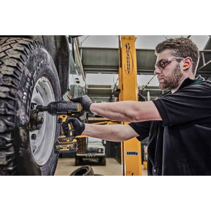 Гайкокрут ударный аккумуляторный бесщеточный DeWALT DCF900P2G (DCF900P2G)