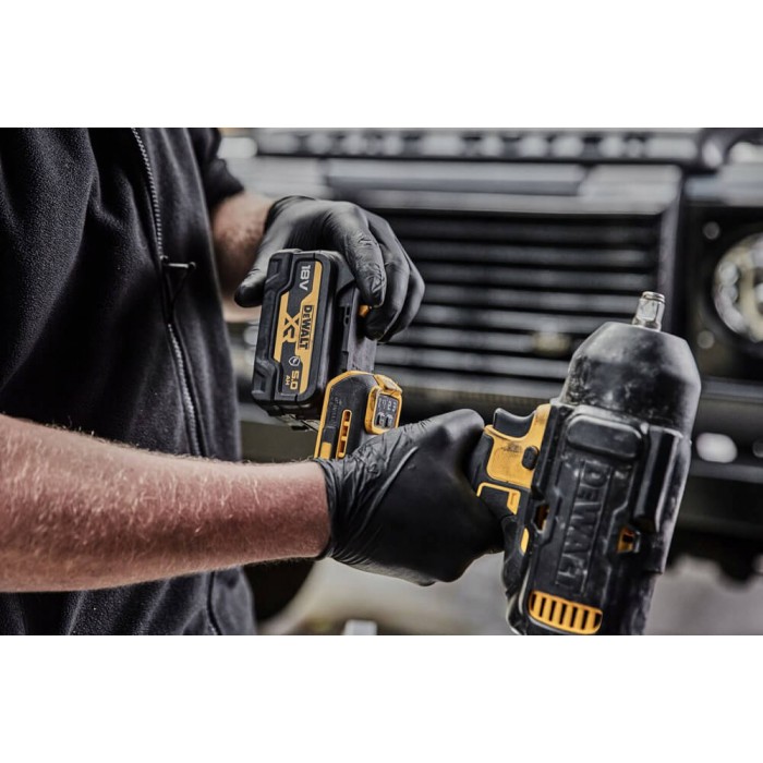 Гайкокрут ударный аккумуляторный бесщеточный DeWALT DCF900P2G (DCF900P2G)