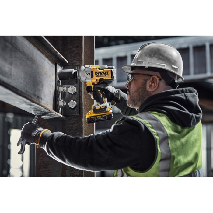 Гайкокрут ударный аккумуляторный бесщеточный DeWALT DCF961H2T (DCF961H2T)