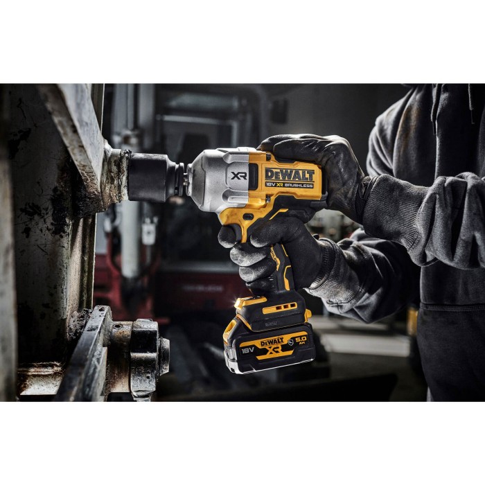 Гайкокрут ударний акумуляторний безщітковий DeWALT DCF961N (DCF961N)