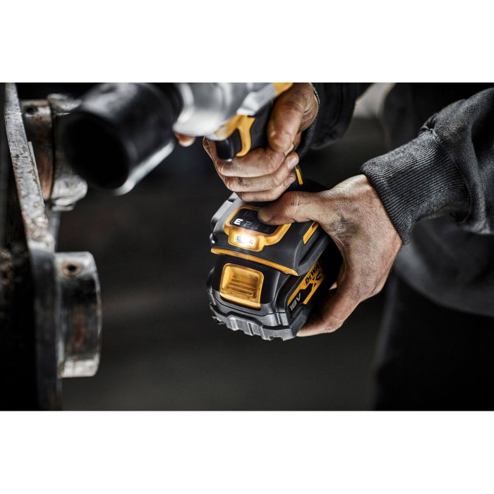 Гайкокрут ударний акумуляторний безщітковий DeWALT DCF961N (DCF961N)