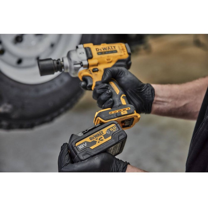Гайкокрут ударный аккумуляторный бесщеточный DeWALT DCF891P2G (DCF891P2G)