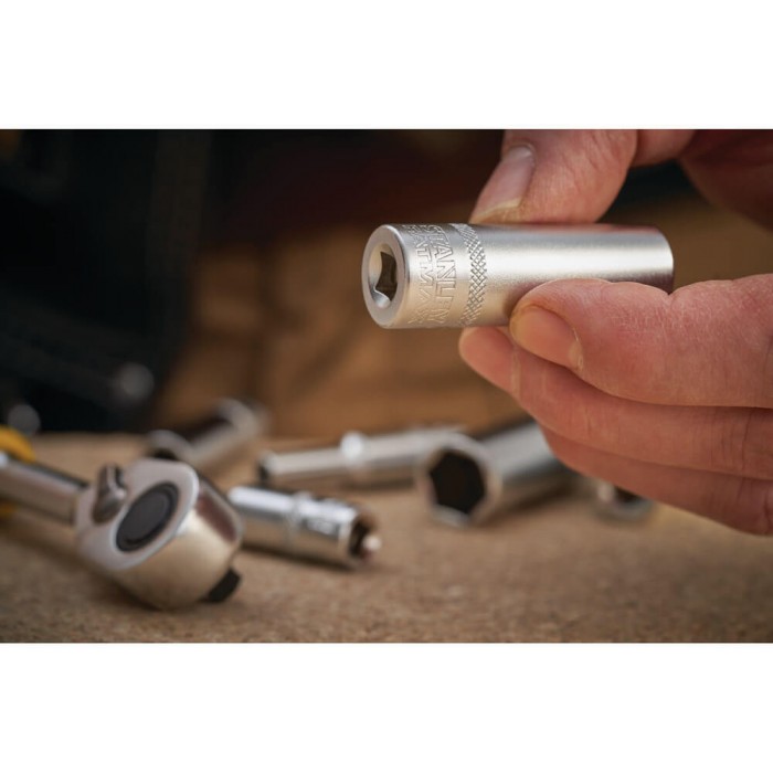 Головка 1/4 х 7 мм, з шестигранним профілем, висока, метрична. STANLEY FMMT17337-0 (FMMT17337-0)