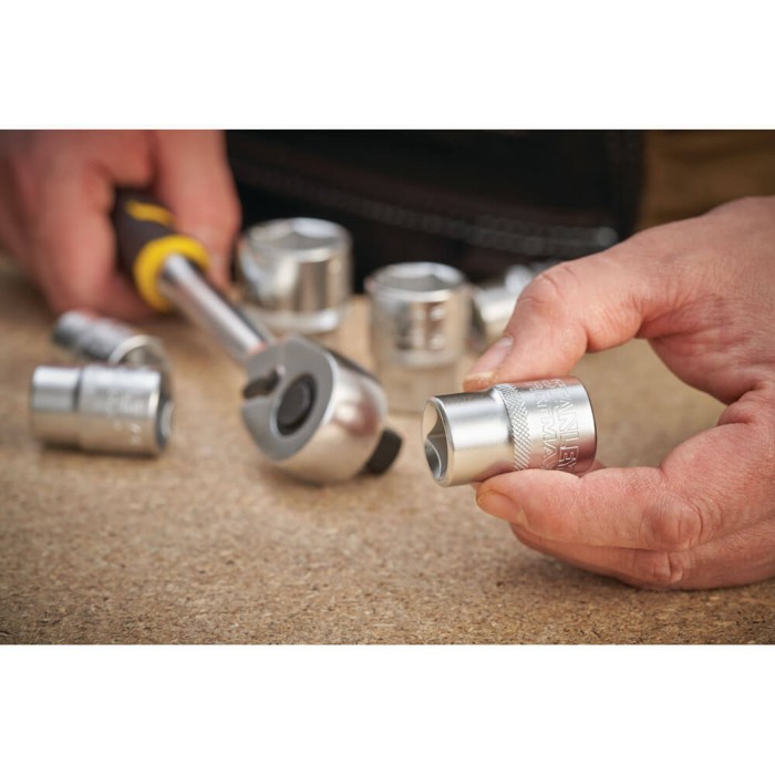 Головка 1/2 х 14 мм, з шестигранним профілем, метричнаі. STANLEY FMMT17233-0 (FMMT17233-0)