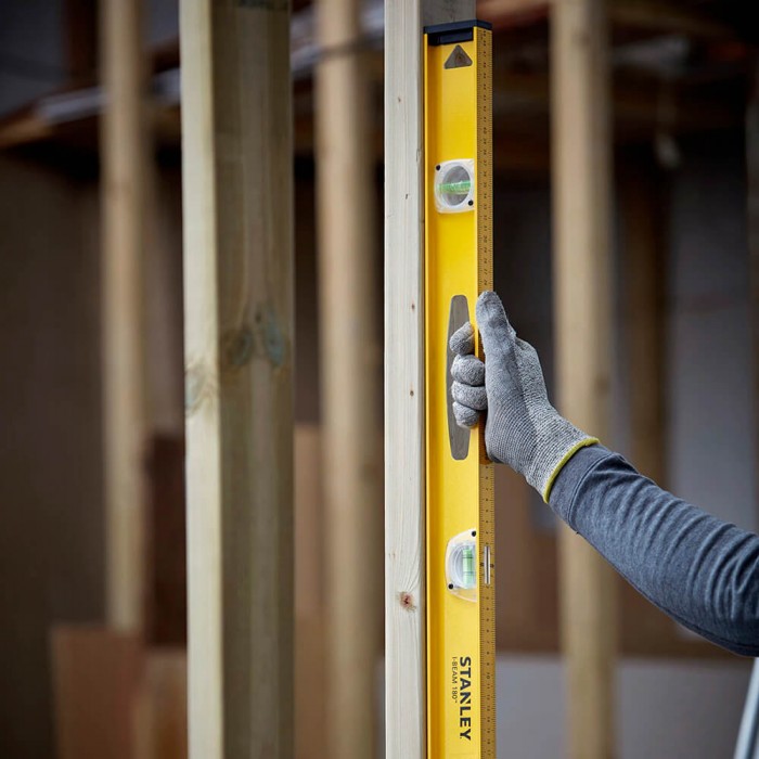 Уровень PRO 180 из алюминия длиной 800 мм с тремя капсулами, одна из которых поворотная STANLEY 1-42-921 (1-42-921)