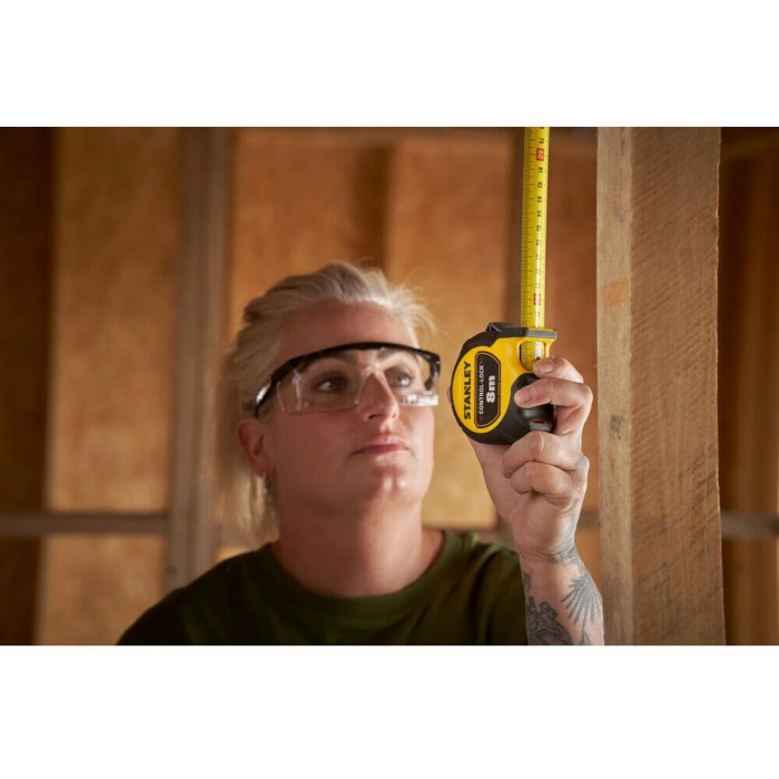 Рулетка измерительная CONTROL-LOCK длиной 8 м, шириной 25 мм, в обрезиненном корпусе, с двойной шкалой STANLEY STHT37232-0 (STHT37232-0)
