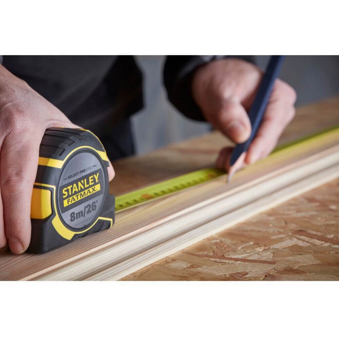 Рулетка вимірювальна FatMax®Autolock довжиною 8 м/26, шириною 25 мм, в обгумованому корпусі, з подвійною шкалою STANLEY FMHT43243-0 (FMHT43243-0)