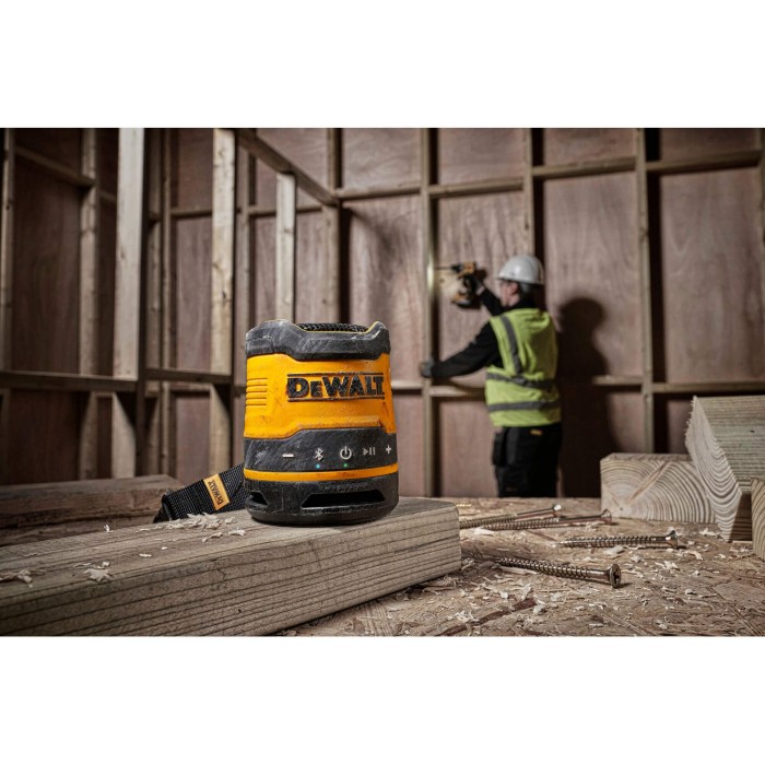 Колонка портативна акумуляторна DeWALT DCR009 (DCR009)