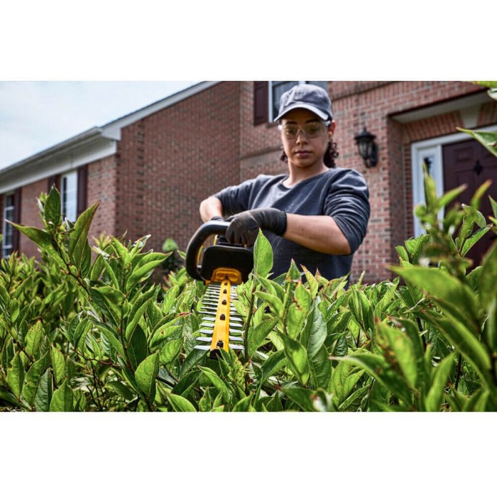 Кусторез аккумуляторный бесщеточный DeWALT DCMHT573N (DCMHT573N)