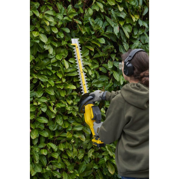 Кущоріз акумуляторний STANLEY FATMAX SFMCHT855M1 (SFMCHT855M1)