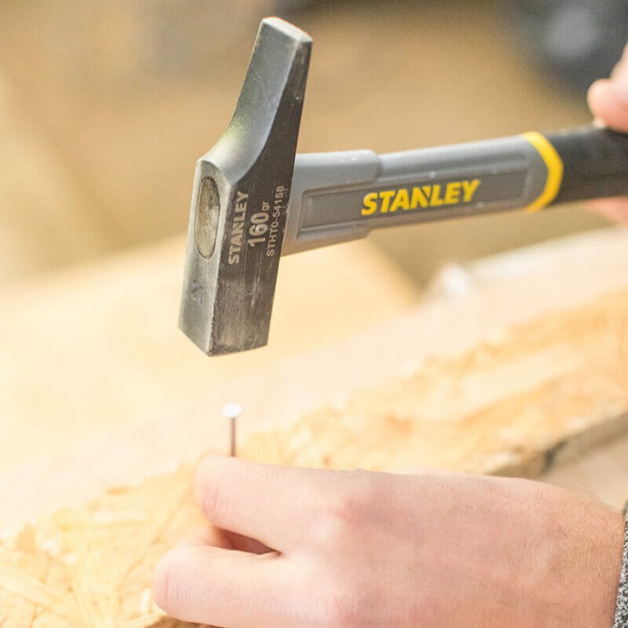 Молоток столярний Fiberglass з вагою головки 160 г STANLEY STHT0-54158 (STHT0-54158)