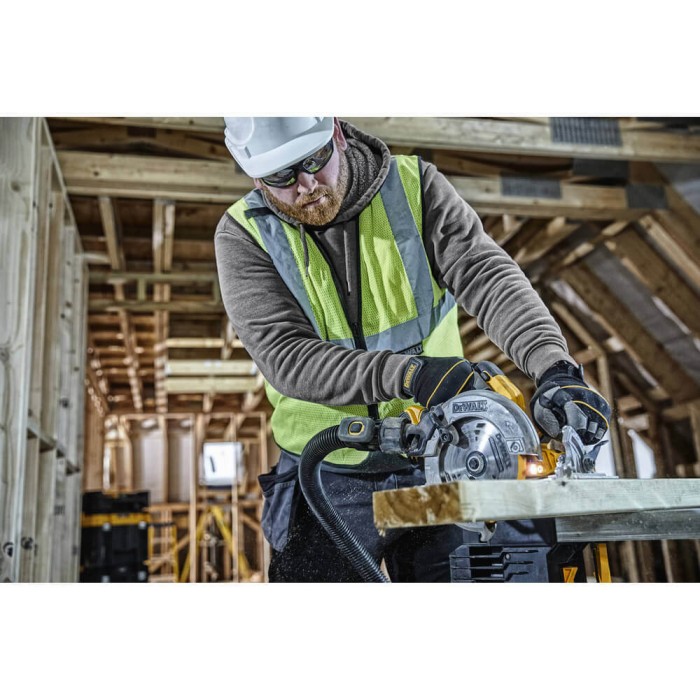 Пила дисковая аккумуляторная DeWALT DCS570P2 (DCS570P2)