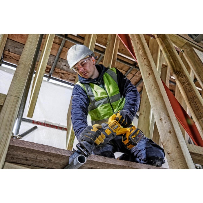 Пила сабельная аккумуляторная DeWALT DCS389NT (DCS389NT)