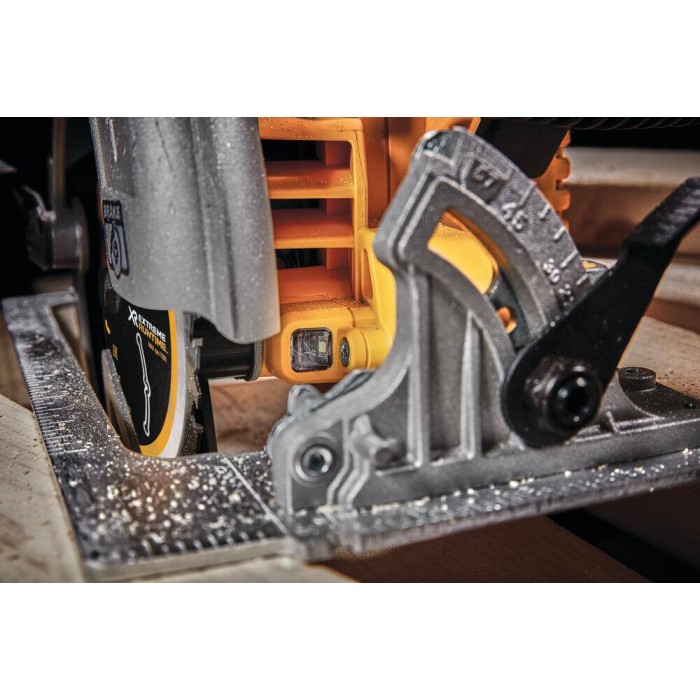 Пила дисковая бесщеточная аккумуляторная DeWALT DCS573NT (DCS573NT)