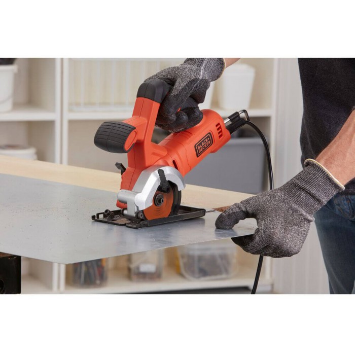 Пила дискова мережева BLACK+DECKER BES510 (BES510)