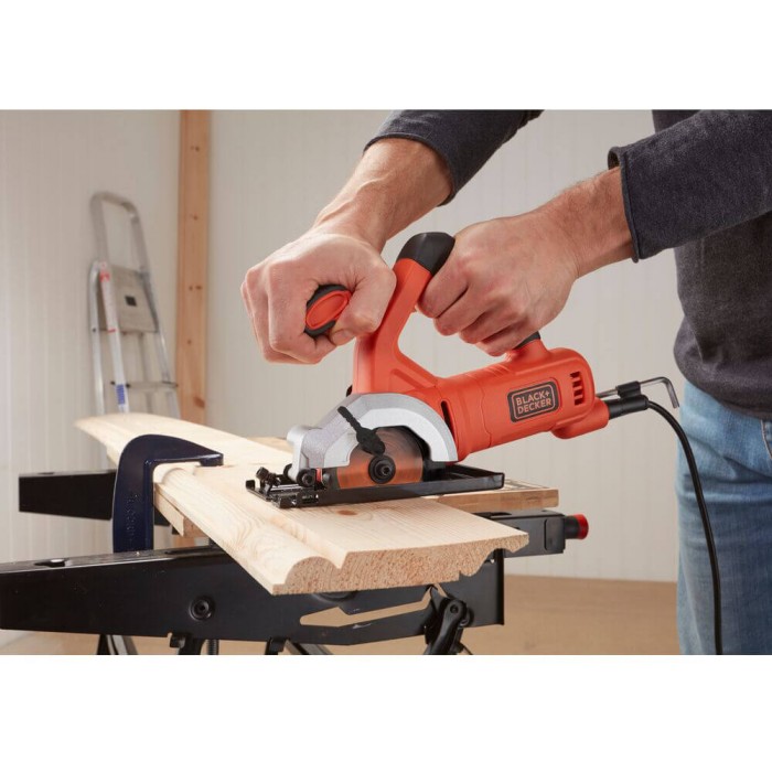 Пила дискова мережева BLACK+DECKER BES510 (BES510)
