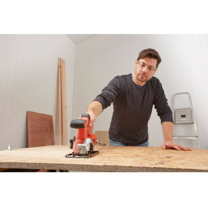 Пила дискова мережева BLACK+DECKER BES510 (BES510)