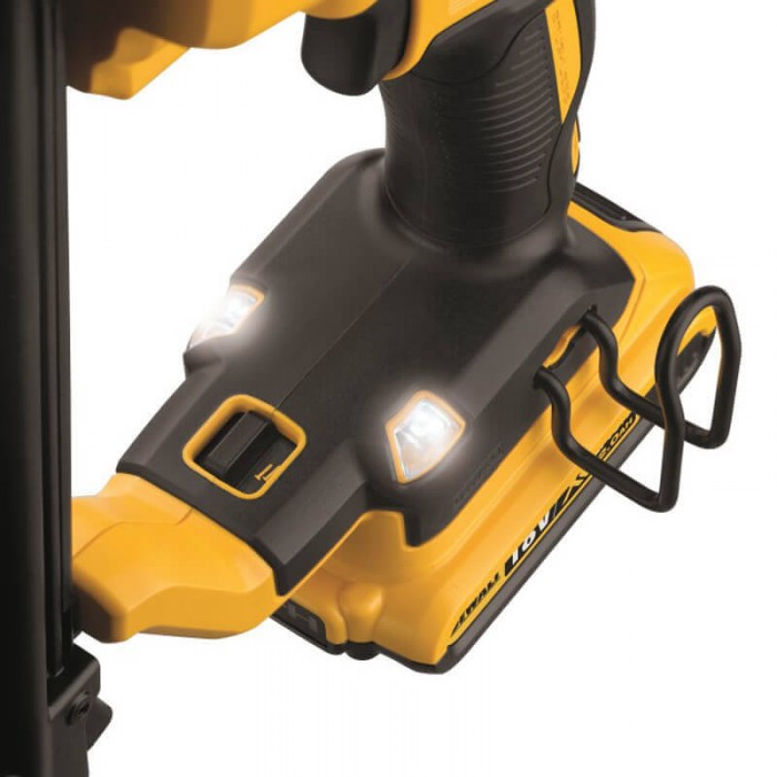 Степлер скобозабивний акумуляторний безщітковий DeWALT DCN681D2 (DCN681D2)