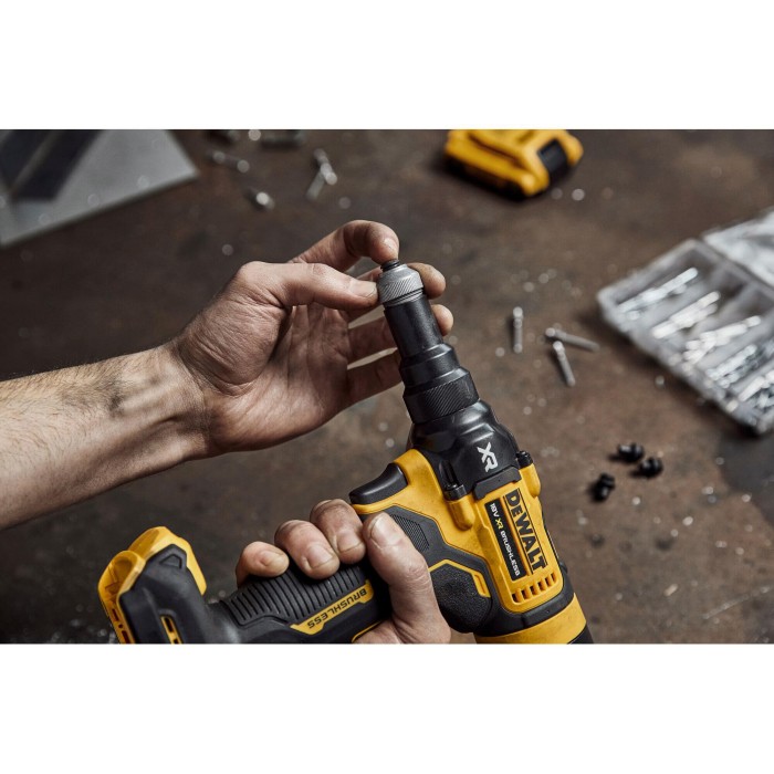 Заклепочник акумуляторний безщітковий DeWALT DCF403E1GT (DCF403E1GT)