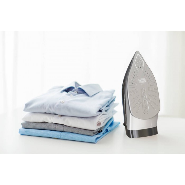 Утюг с парогенератором BLACK+DECKER BXSS2401E (BXSS2401E)