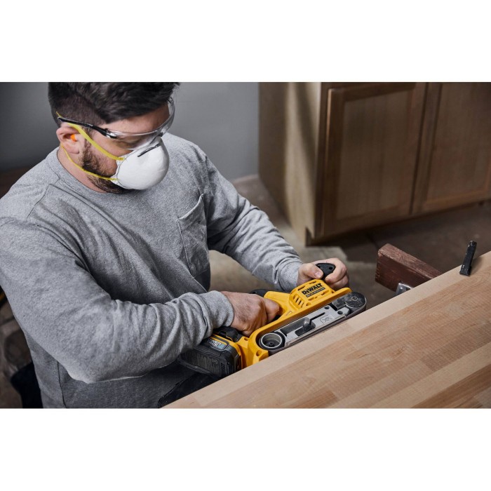 Шліфмашина стрічкова акумуляторна безщіткова DeWALT DCW220N (DCW220N)
