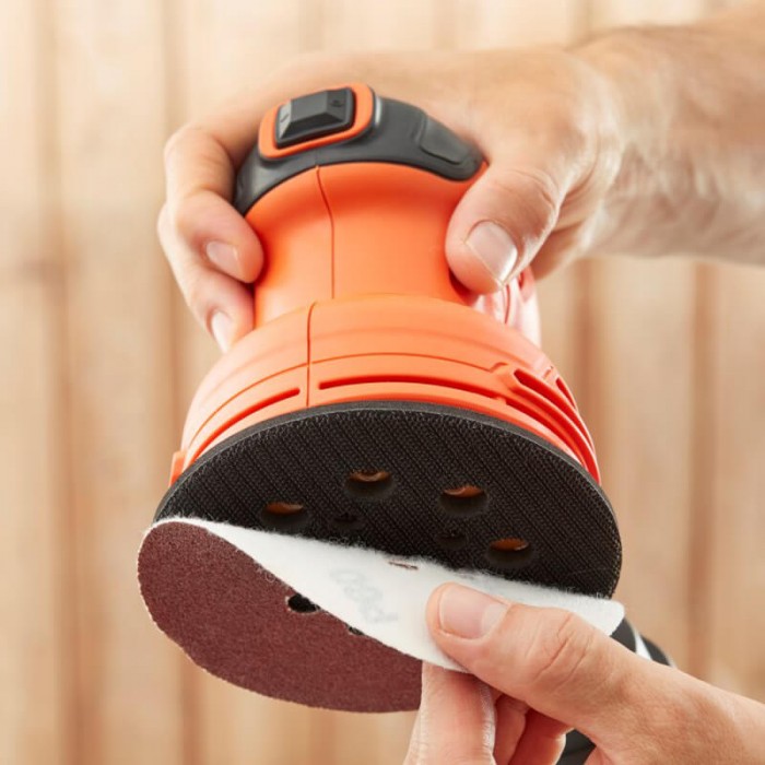 Шліфмашина ексцентрикова мережева BLACK+DECKER BEW210 (BEW210)