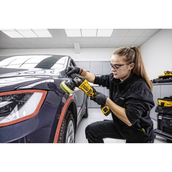 Полірувальна машина акумуляторна безщіткова DeWALT DCM848P2 (DCM848P2)