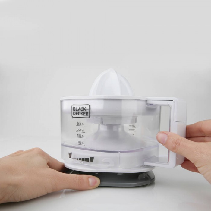Соковитискач BLACK+DECKER BXCJ25E (BXCJ25E)