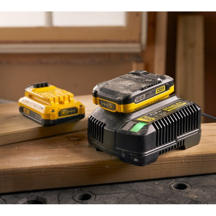 Зарядное устройство и 2 аккумулятора 18В STANLEY FATMAX SFMCB12D2 (SFMCB12D2)