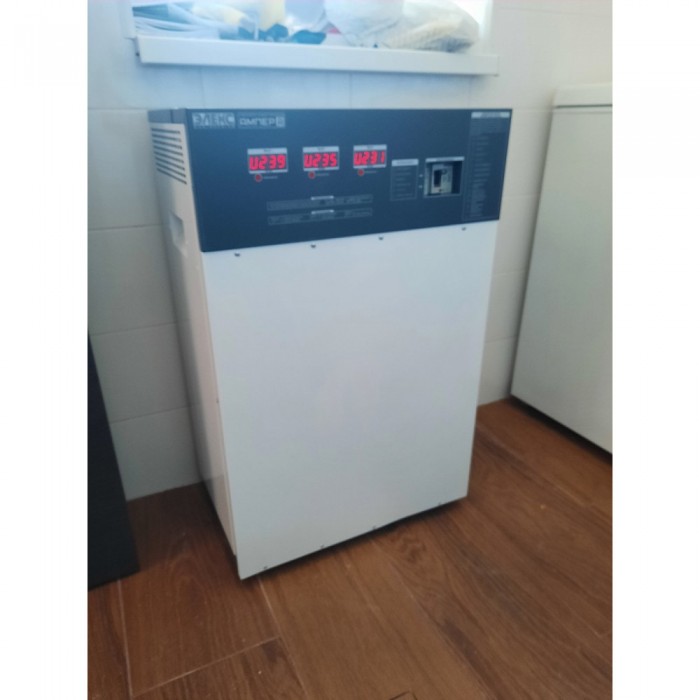 Стабилизатор напряжения ЭЛЕКС АМПЕР У 12-3/25 v2.0 (Елєкс Ампер У 12-3/25 v2.0)